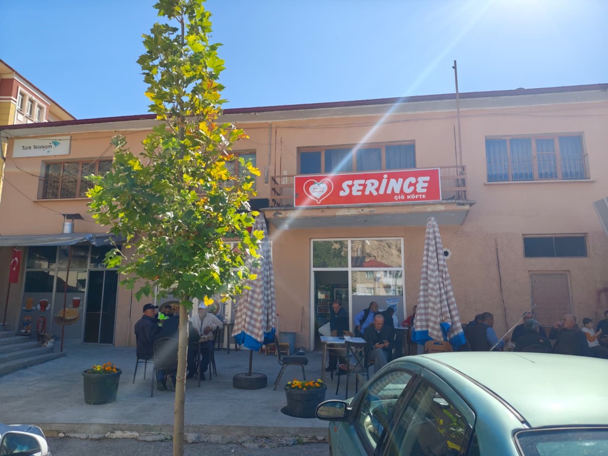 SERİNCE ÇİĞ KÖFTE